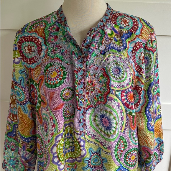 JOHNNY WAS- silk floral LEENA tunic top - Picture 5 of 11